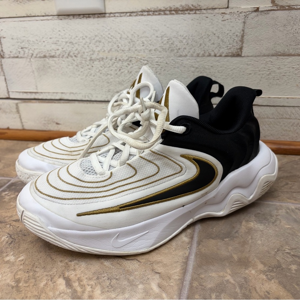 Nike Giannis‎ Immortality 4 white black gold youth kids 5Y shoes basketball
